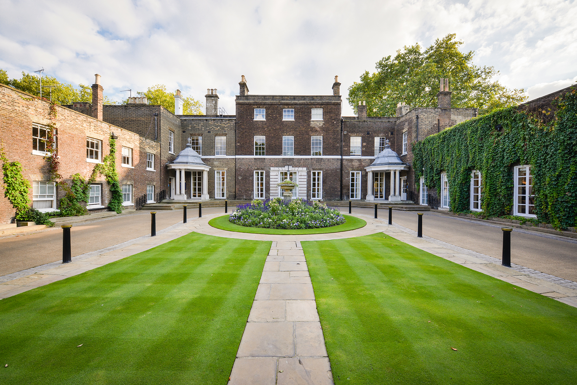 Contact The Hurlingham Club Private Members' Club